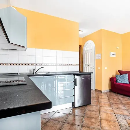 Near The Beach, Big Terrace With Sea Views, Wifi And Parking דירה *