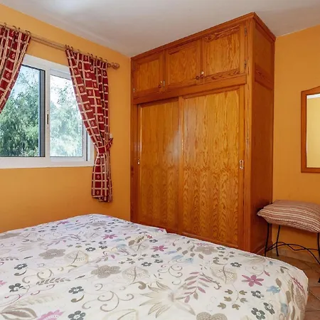 Near The Beach, Big Terrace With Sea Views, Wifi And Parking דירה קוסטה קלמה