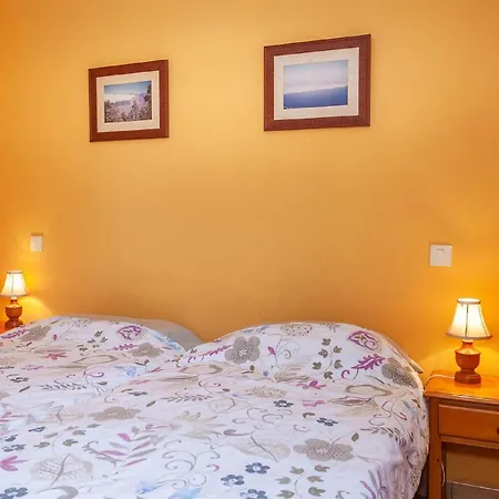 Near The Beach, Big Terrace With Sea Views, Wifi And Parking דירה